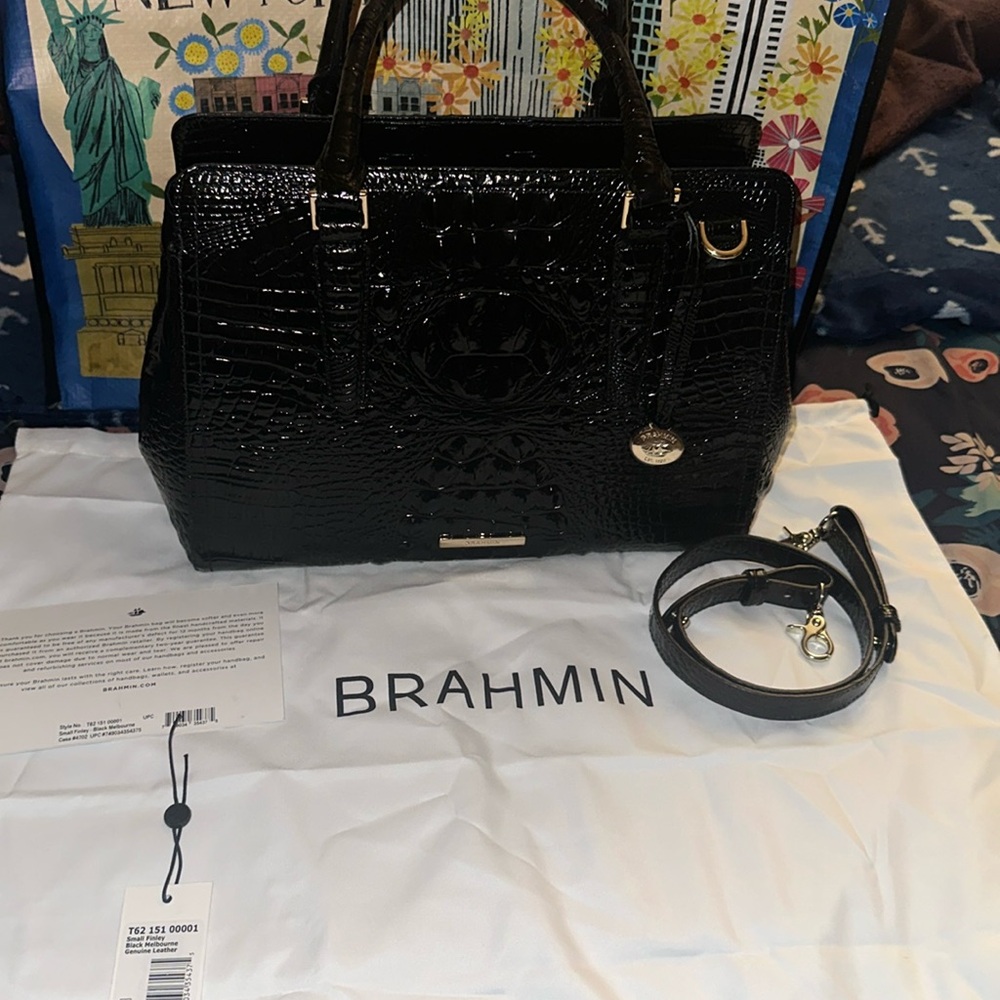 Brahmin Small Finley (Black)